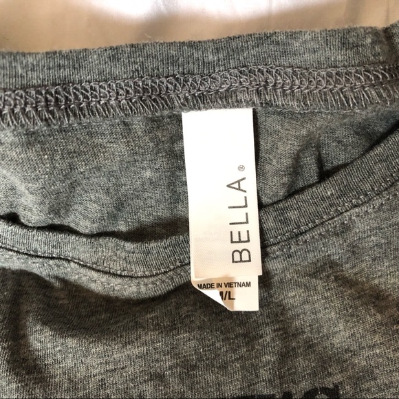 Gray crop tee T-shirt “Eyes On Your Own Paper” - Picture 3 of 5